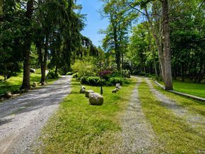 77 Shore Road, Mount Sinai NY 11766