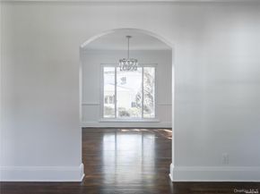 109 Chase Road, Manhasset NY 11030