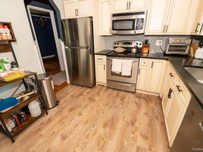 23 Martin Road S, Bethpage NY 11714