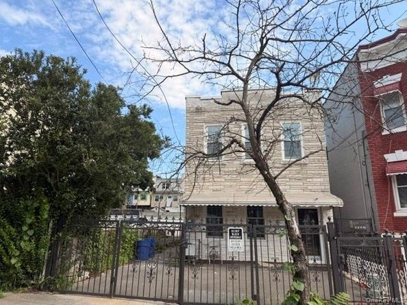 1041 E 216th Street, Bronx NY 10469