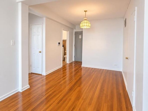 740 E 232nd Street 6G, Bronx NY 10466