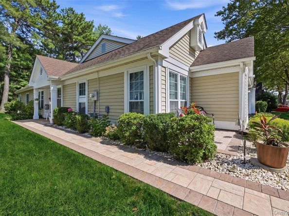 15 Glen Drive, Ridge NY 11961