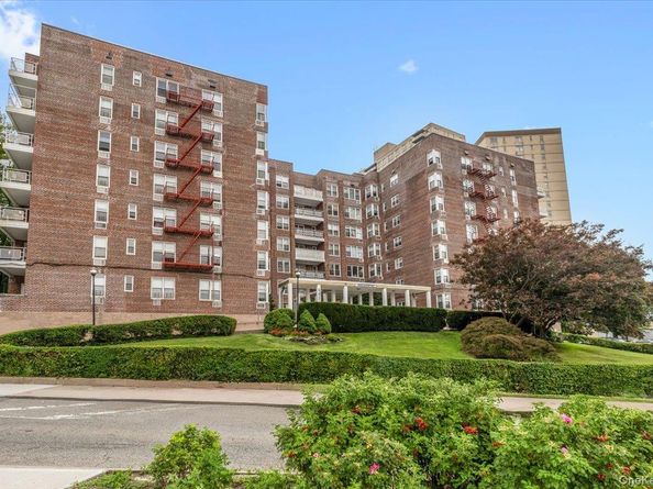 601 Kappock Street 1P, Bronx NY 10463