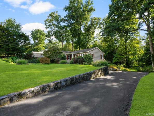 47 Waterbury Parkway, Cortlandt Manor NY 10567