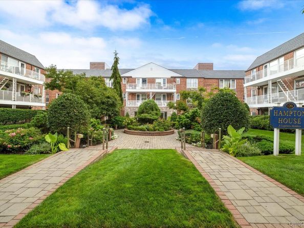 120 Morris Avenue C9, Rockville Centre NY 11570