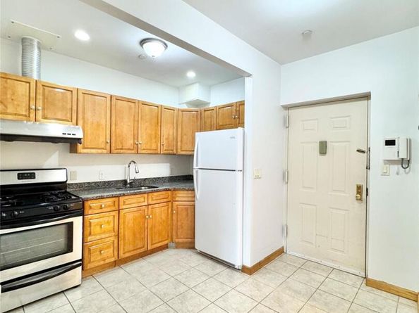 4606 88th Street Unit 2F, Elmhurst NY 11373