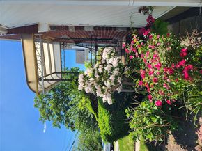 11942 238th Street, Cambria Heights NY 11411