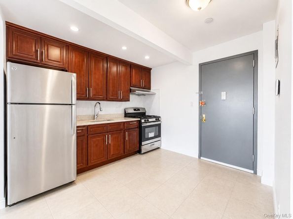 7026 Queens Boulevard 7F, Woodside NY 11377