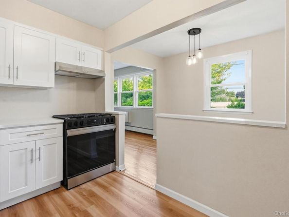 4060 Jerusalem Avenue 1D, Seaford NY 11783