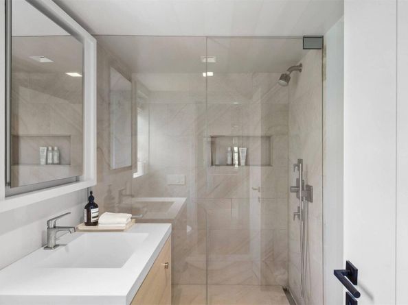 13 Egypt Lane, East Hampton NY 11937