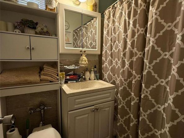 40 E 43rd Street 3B, Brooklyn NY 11203