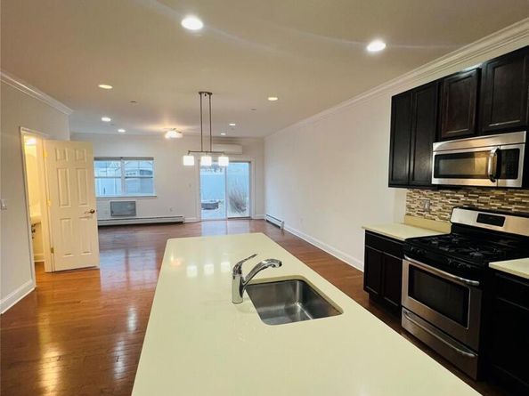 109 Dolphin Court, Bronx NY 10473