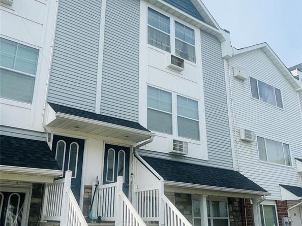 109 Dolphin Court, Bronx NY 10473
