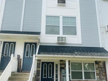 109 Dolphin Court