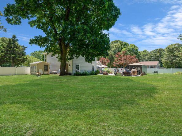5 Fox Road, Middle Island NY 11953