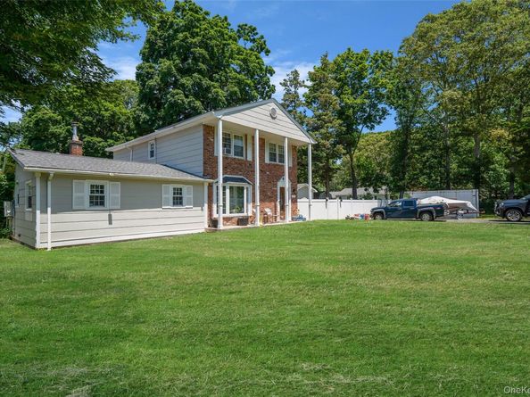 5 Fox Road, Middle Island NY 11953