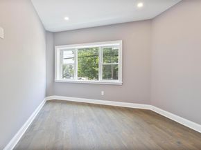 68-02 Jay Ave, Maspeth NY 11378
