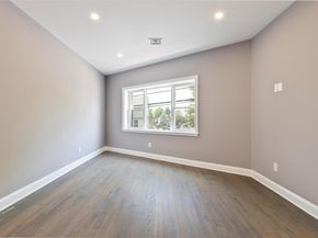 68-02 Jay Ave, Maspeth NY 11378