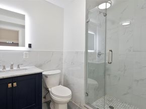 68-02 Jay Ave, Maspeth NY 11378