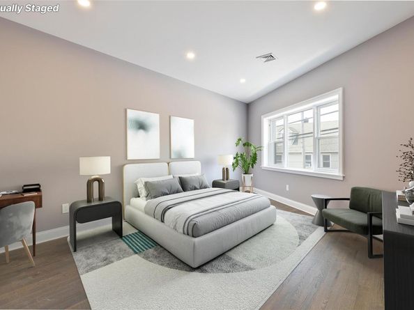 68-02 Jay Ave, Maspeth NY 11378