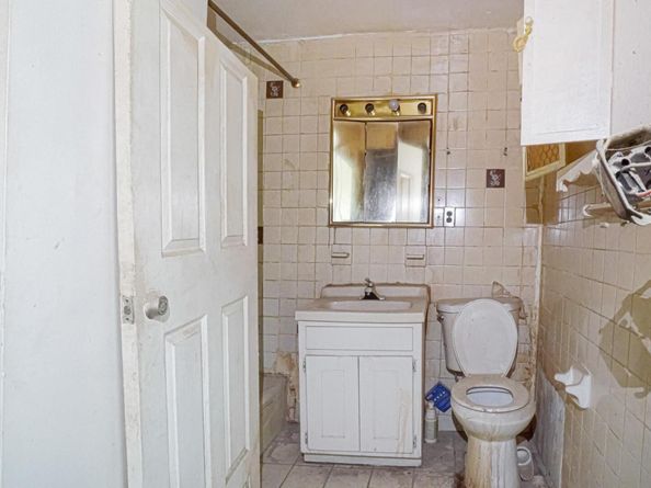 1729 Unionport Road, Bronx NY 10462