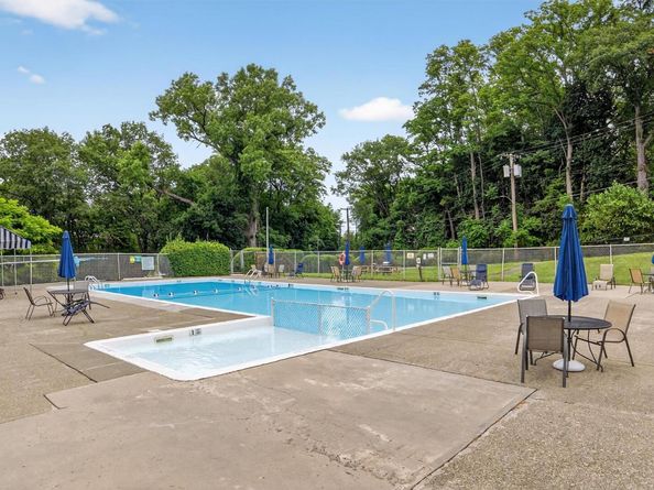 1 Lakeview Drive 6R, Peekskill NY 10566