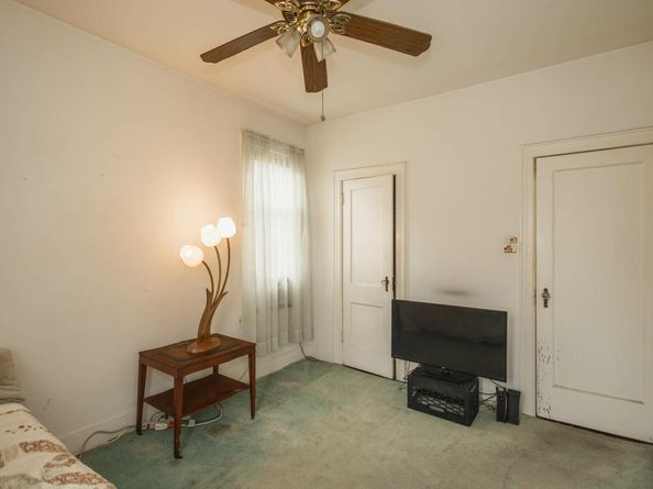 40-29 201 Street A, B, C, Bayside NY 11361
