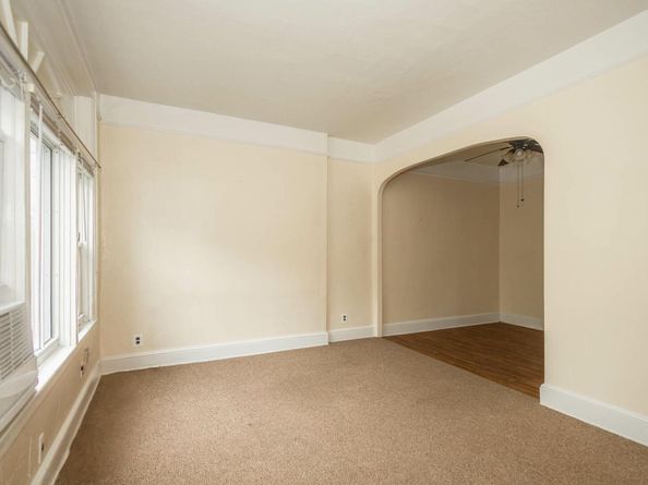 40-29 201 Street A, B, C, Bayside NY 11361