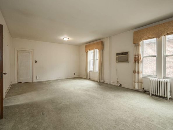 40-29 201 Street A, B, C, Bayside NY 11361