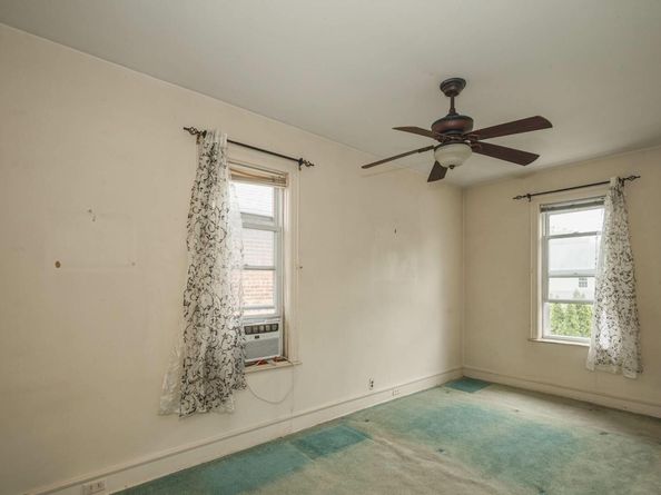 40-29 201 Street A, B, C, Bayside NY 11361