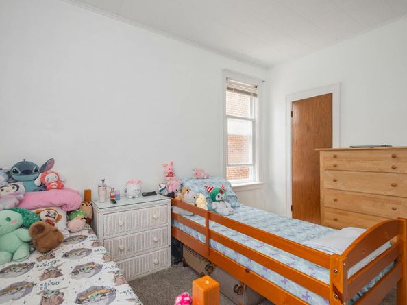 40-29 201 Street A, B, C, Bayside NY 11361