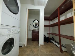 240-02 70th Avenue 1C, Douglaston NY 11362