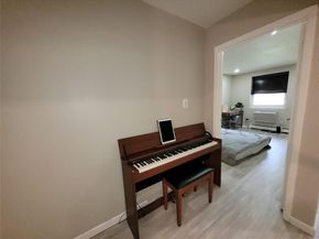 240-02 70th Avenue 1C, Douglaston NY 11362