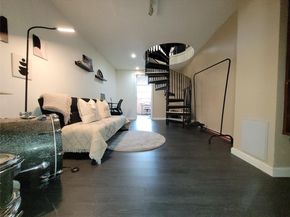 240-02 70th Avenue 1C, Douglaston NY 11362