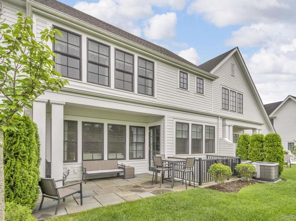 5 Primrose Lane, Rye Brook NY 10573