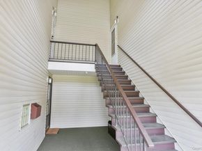 34 Warwick Place D, Yorktown Heights NY 10598