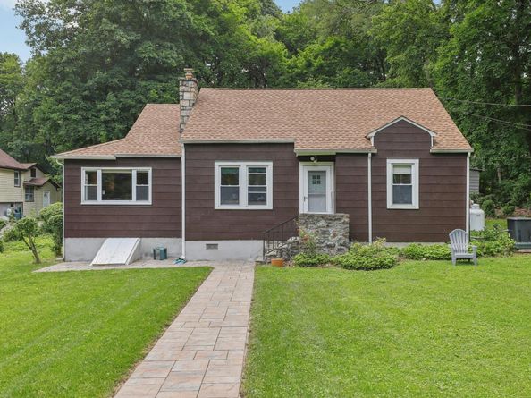 42 Baron De Hirsch Road, Crompond NY 10517