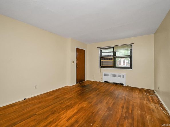 16-01 160th Street 6279, Whitestone NY 11357