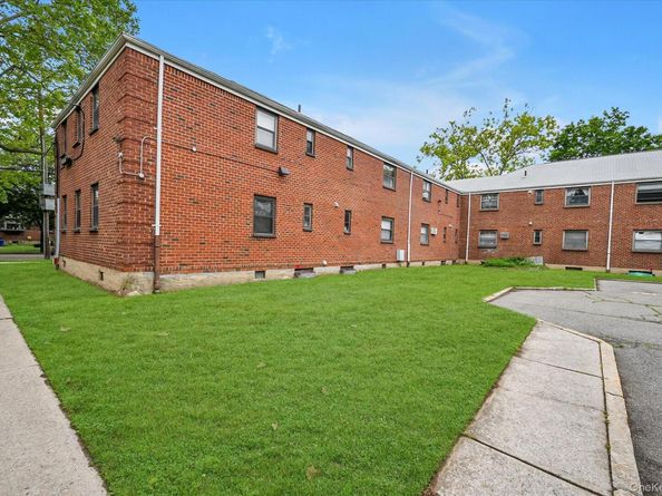 16-01 160th Street 6279, Whitestone NY 11357