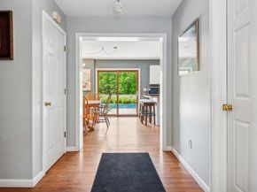484 NORTH MAGEE Street, Southampton NY 11968