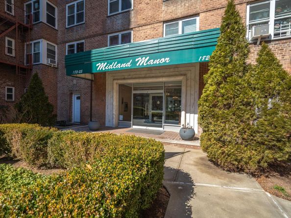 182-25 Wexford Terrace Wexford Terrace 410, Jamaica Estates NY 11432