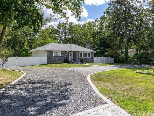 64 Sea Cliff Street, Islip Terrace NY 11752