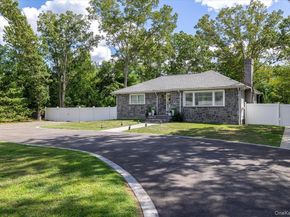 64 Sea Cliff Street, Islip Terrace NY 11752