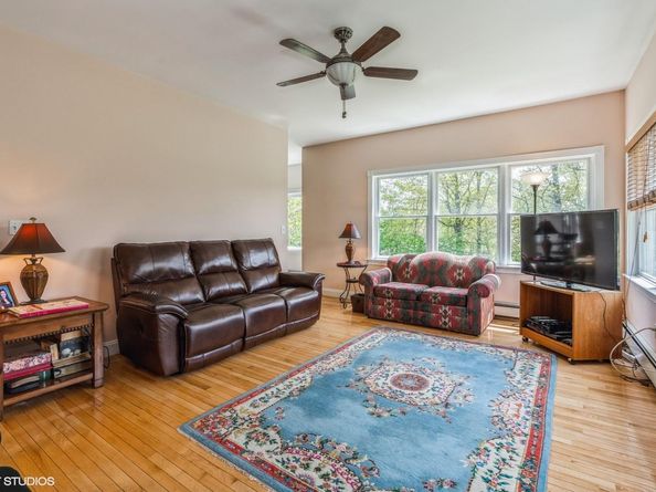 37 Old Post Lane, Mamaroneck NY 10543