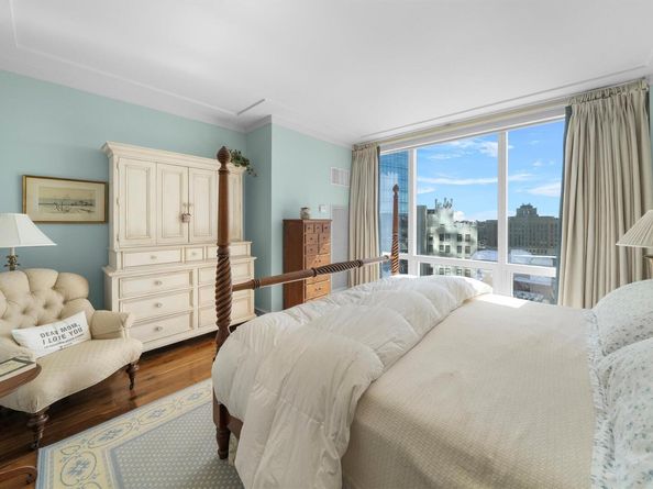 5 Renaissance Square 12F, White Plains NY 10601