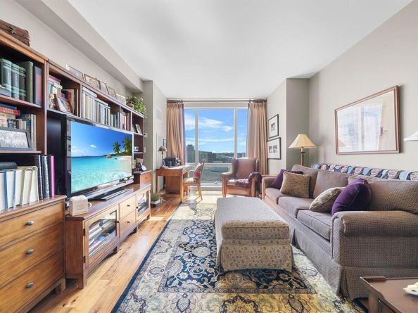 5 Renaissance Square 12F, White Plains NY 10601