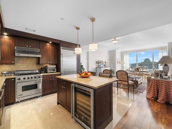 5 Renaissance Square 12F, White Plains NY 10601