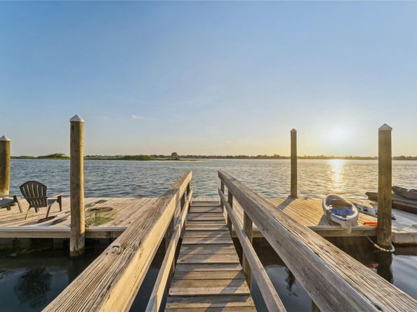 894 S Long Beach Avenue, Freeport NY 11520