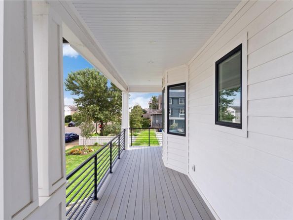 894 S Long Beach Avenue, Freeport NY 11520