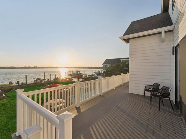 894 S Long Beach Avenue, Freeport NY 11520